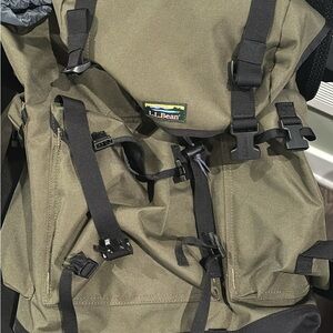 L.L. Bean Men's Olive Backpack